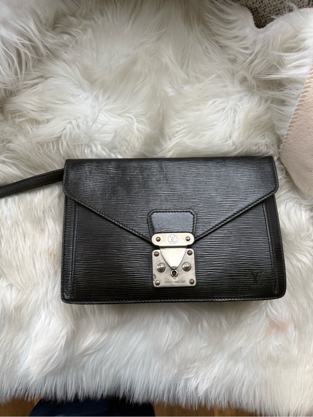 Authentic Louis Vuitton Black Epi Leather Pochette with Silver Lock